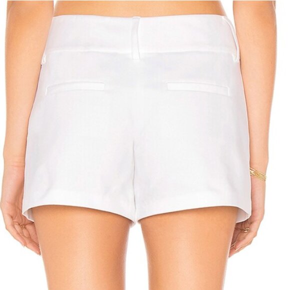 Alice + Olivia Cady Short - Picture 3 of 6